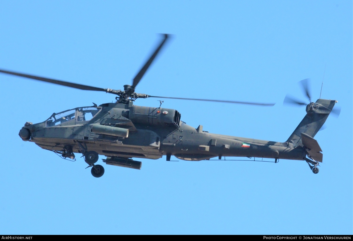Aircraft Photo of KAF002 | Boeing AH-64D Apache | Kuwait - Air Force | AirHistory.net #205652