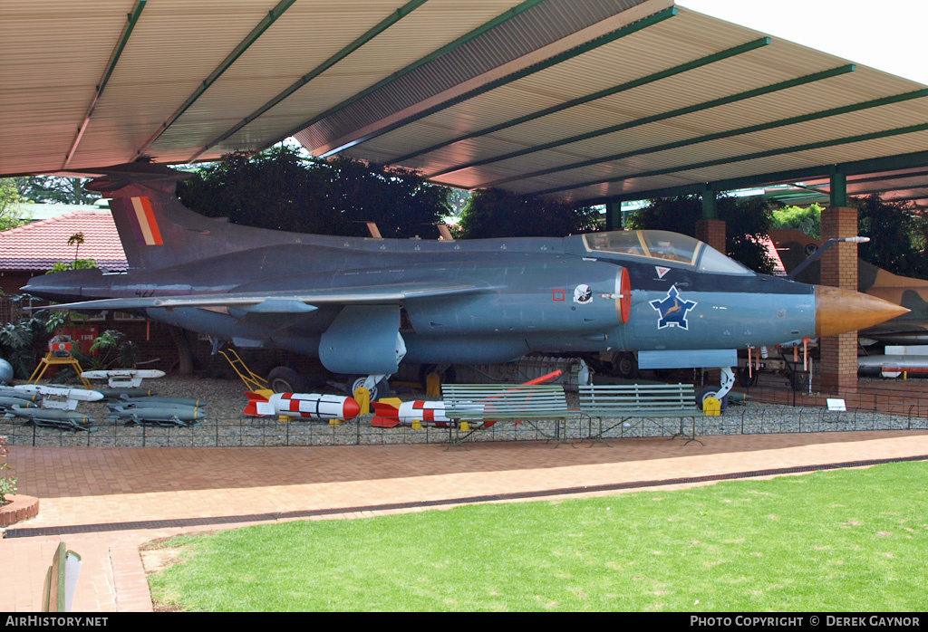 Aircraft Photo of 422 | Hawker Siddeley Buccaneer S50 | South Africa - Air Force | AirHistory.net #205685