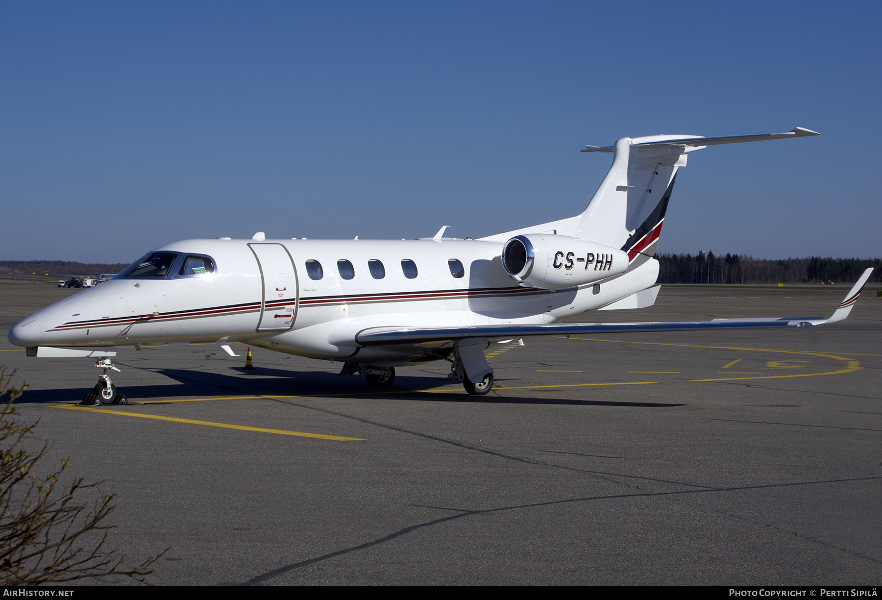 Aircraft Photo of CS-PHH | Embraer EMB-505 Phenom 300 | AirHistory.net #205715