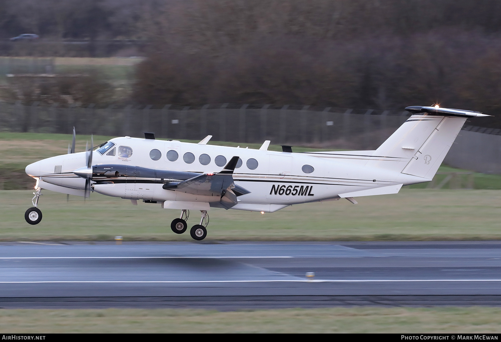 Aircraft Photo of N665ML | Hawker Beechcraft 350 King Air (B300) | AirHistory.net #205786