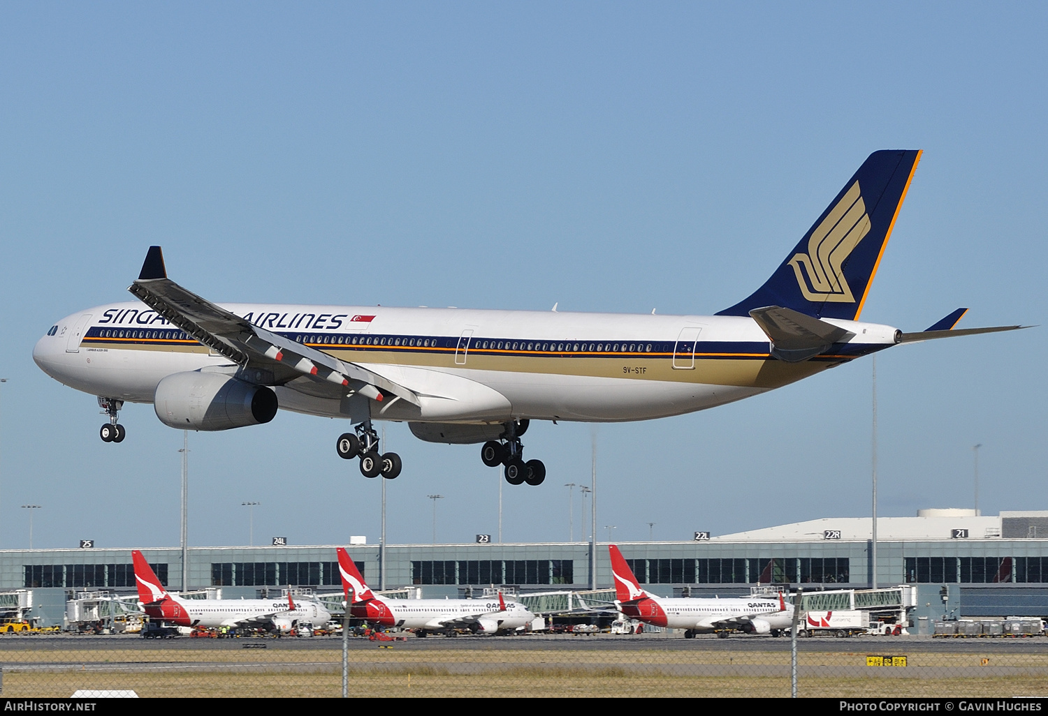 Aircraft Photo of 9V-STF | Airbus A330-343E | Singapore Airlines | AirHistory.net #205842