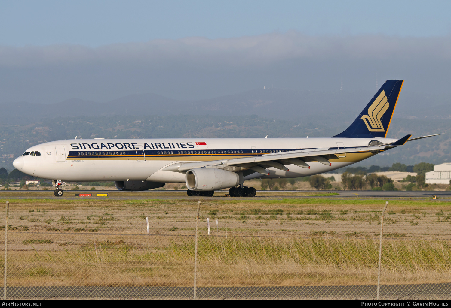 Aircraft Photo of 9V-STH | Airbus A330-343E | Singapore Airlines | AirHistory.net #205852