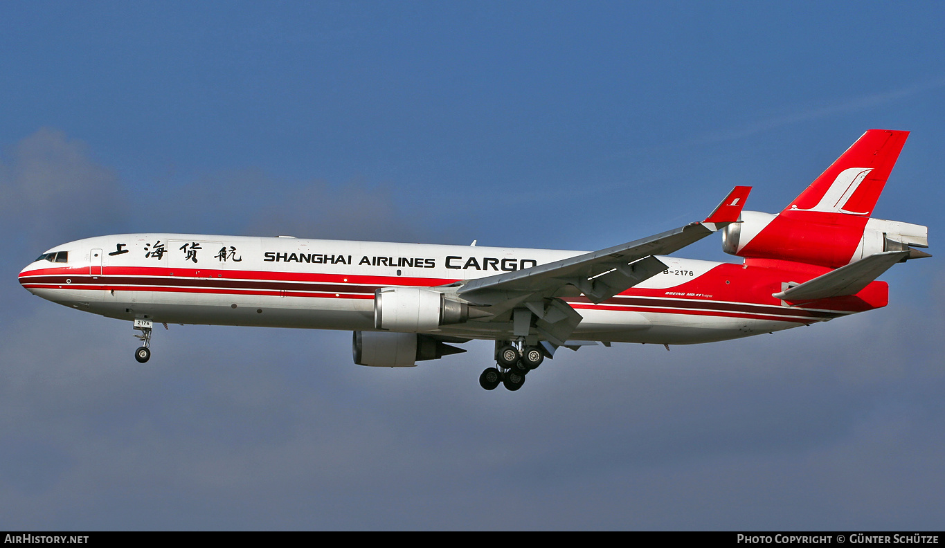 Aircraft Photo of B-2176 | McDonnell Douglas MD-11/F | Shanghai Airlines Cargo | AirHistory.net #205912