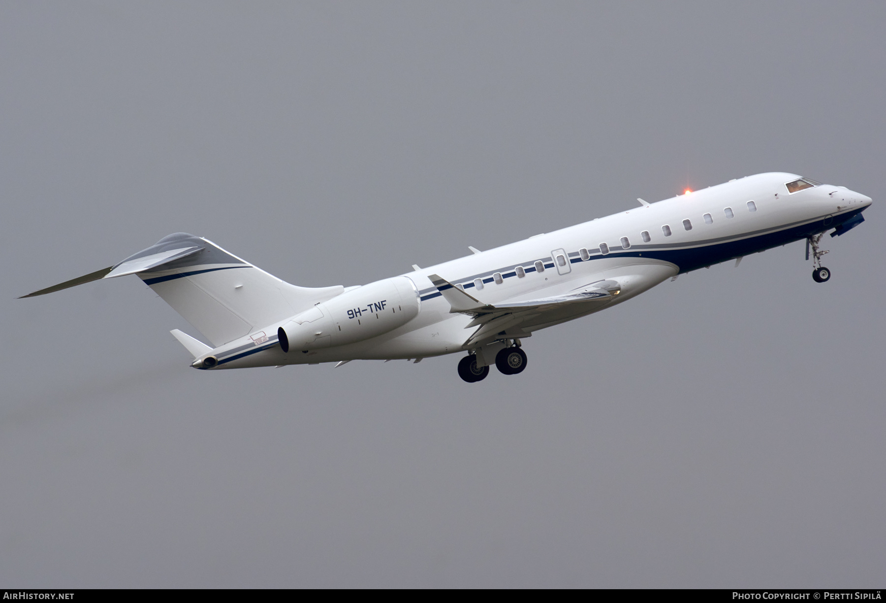 Aircraft Photo of 9H-TNF | Bombardier Global 6000 (BD-700-1A10) | AirHistory.net #205951