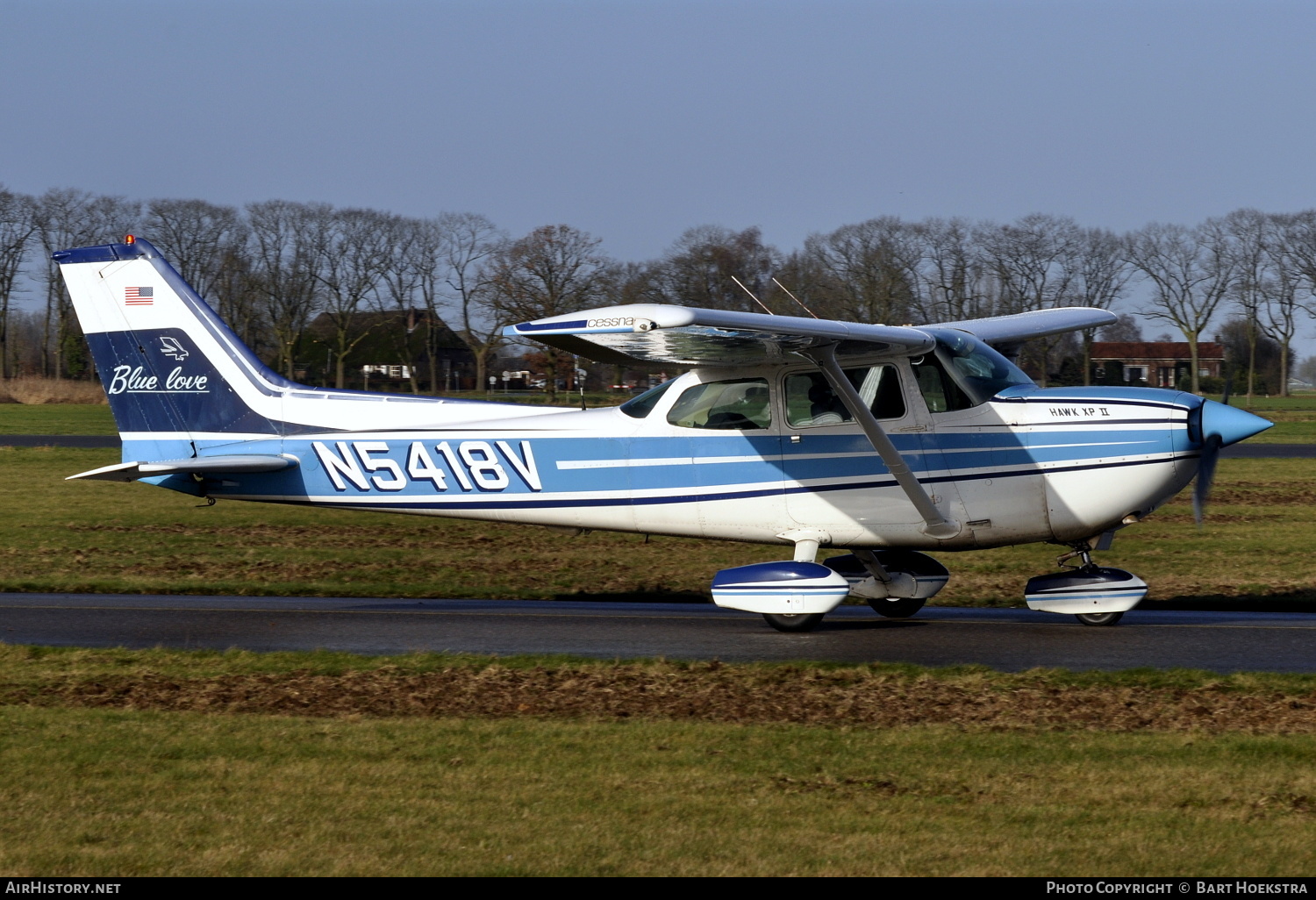 Aircraft Photo of N5418V | Cessna R172K Hawk XP II | Blue Love | AirHistory.net #206002