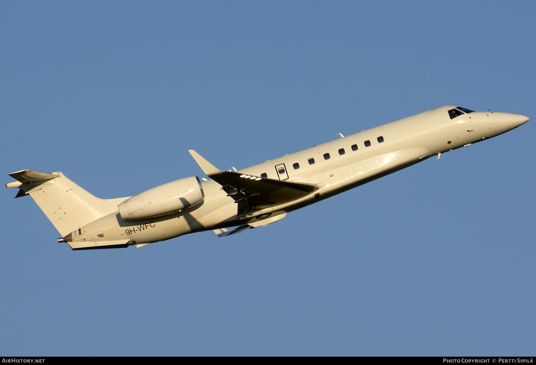Aircraft Photo of 9H-WFC | Embraer Legacy 600 (EMB-135BJ) | AirHistory.net #206181