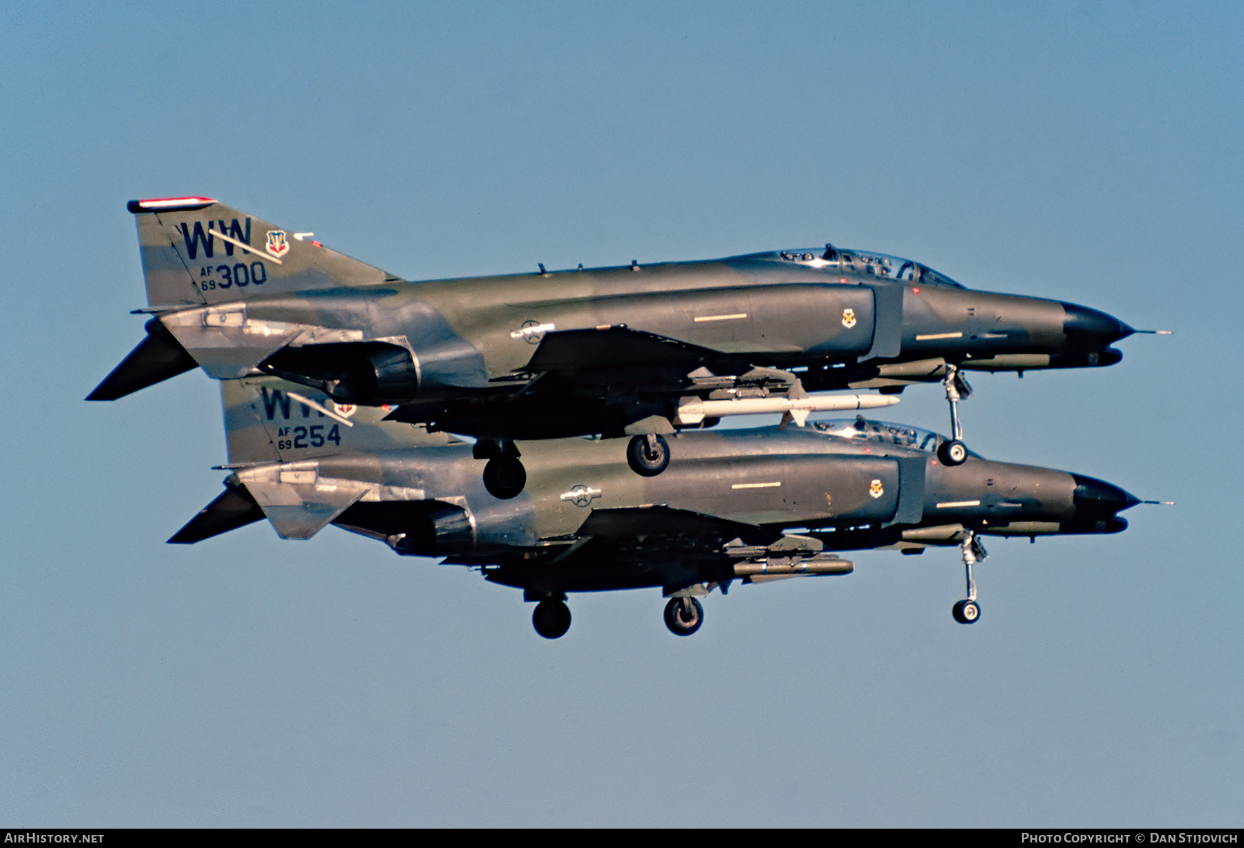 Aircraft Photo of 69-7300 / AF69-300 | McDonnell Douglas F-4G Phantom II | USA - Air Force | AirHistory.net #206190