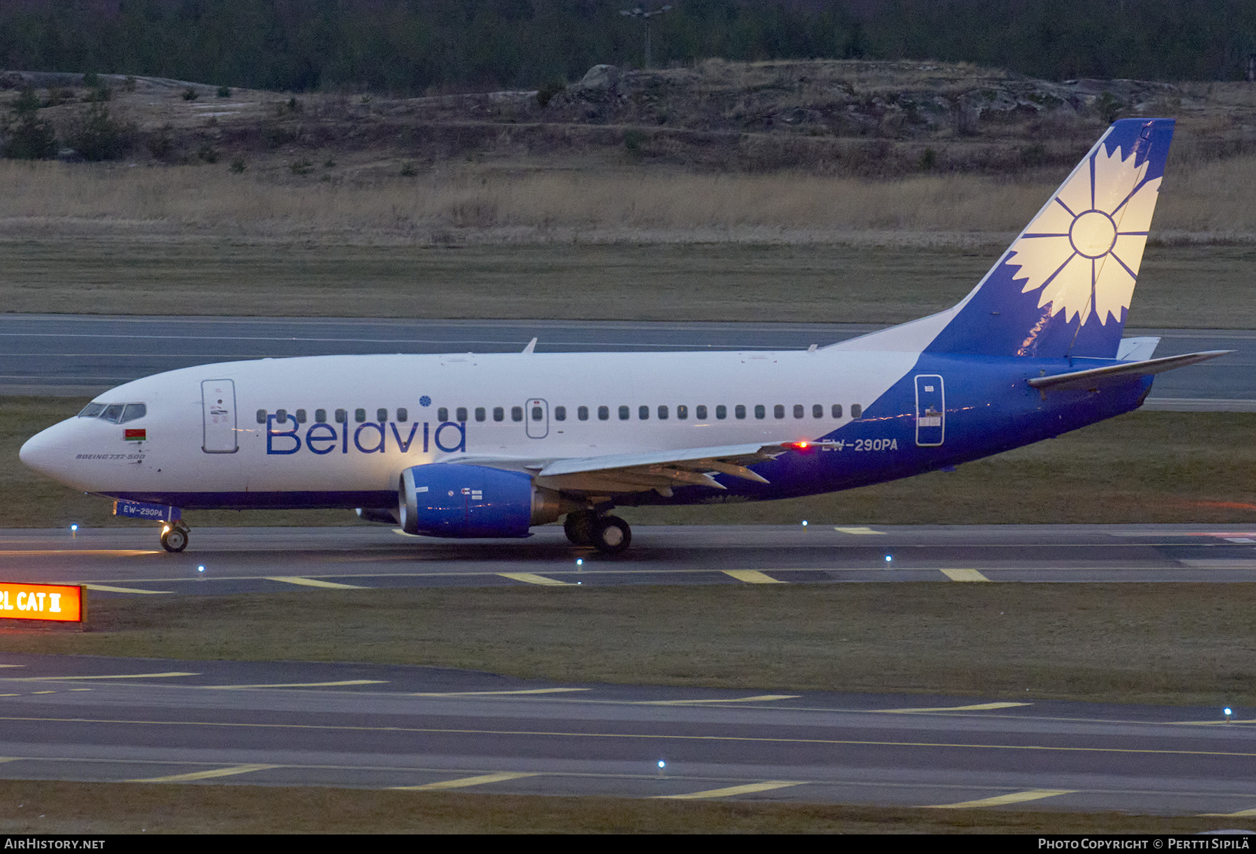 Aircraft Photo of EW-290PA | Boeing 737-5Q8 | Belavia | AirHistory.net #206232