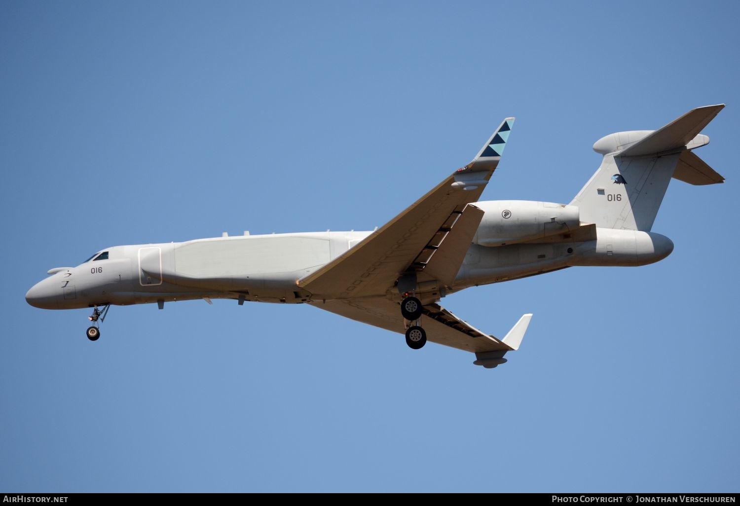 Aircraft Photo of 016 | Gulfstream Aerospace G-V-SP Gulfstream G550 Eitam | Singapore - Air Force | AirHistory.net #206255