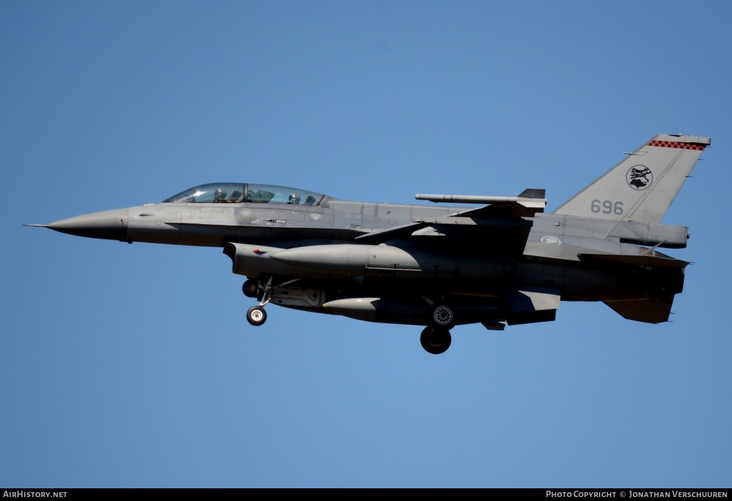 Aircraft Photo of 696 | Lockheed Martin F-16D Fighting Falcon | Singapore - Air Force | AirHistory.net #206256