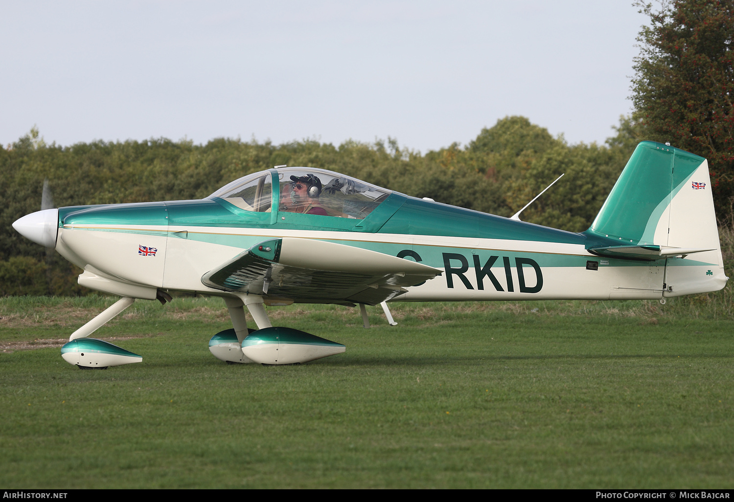 Aircraft Photo of G-RKID | Van's RV-6A | AirHistory.net #206515