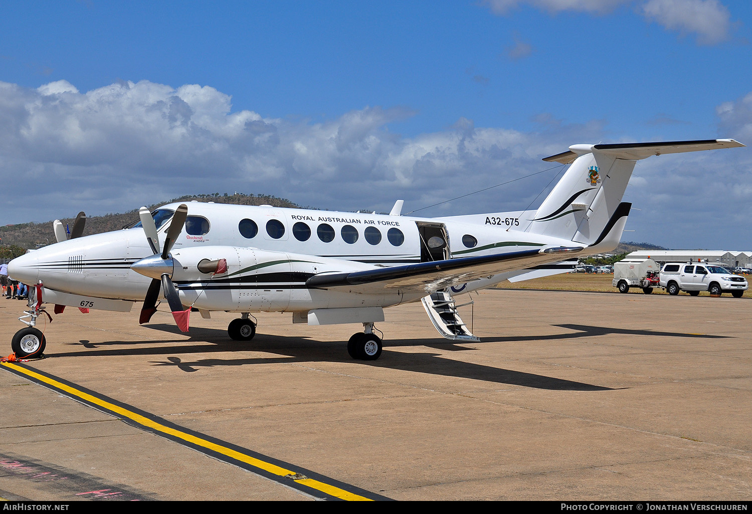 Aircraft Photo of A32-675 | Hawker Beechcraft 350 King Air (B300) | Australia - Air Force | AirHistory.net #206584