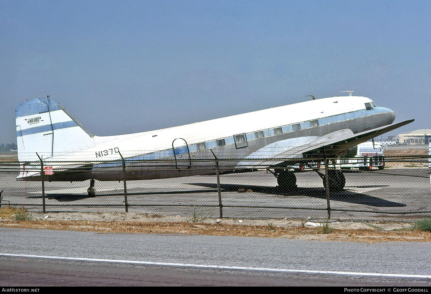 Aircraft Photo of N137D | Douglas DC-3-277C | AirHistory.net #206704