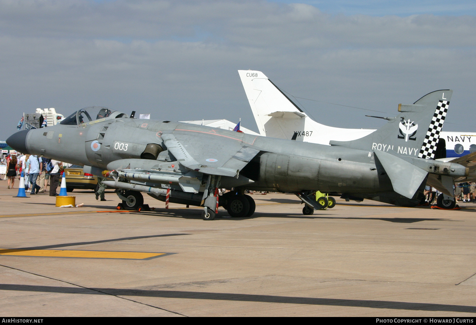 Aircraft Photo of ZE690 | British Aerospace Sea Harrier FA2 | UK - Navy | AirHistory.net #206818