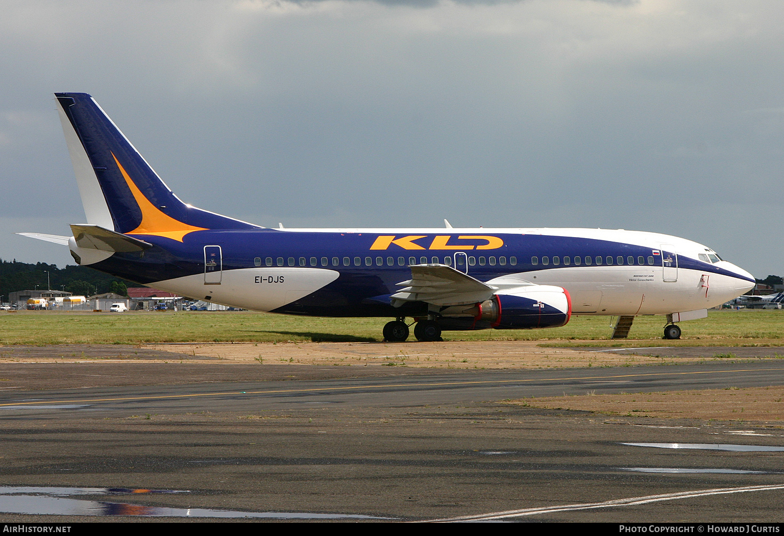 Aircraft Photo of EI-DJS | Boeing 737-3Y0 | KD Avia | AirHistory.net #206849