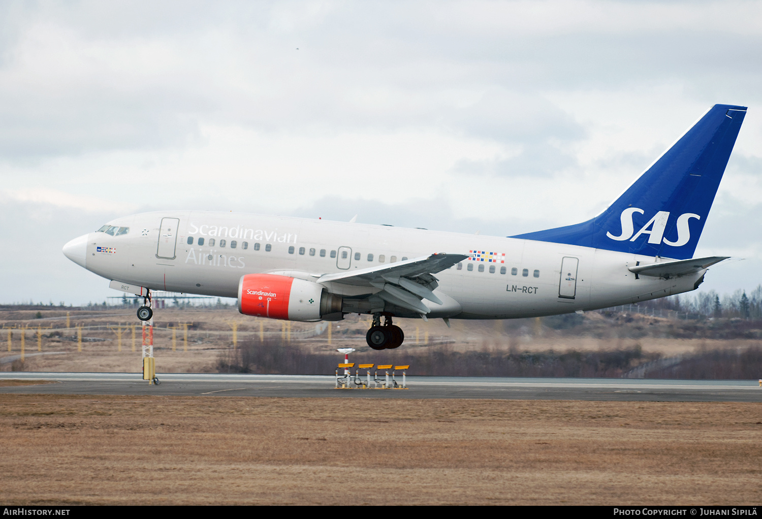 Aircraft Photo of LN-RCT | Boeing 737-683 | Scandinavian Airlines - SAS | AirHistory.net #206888