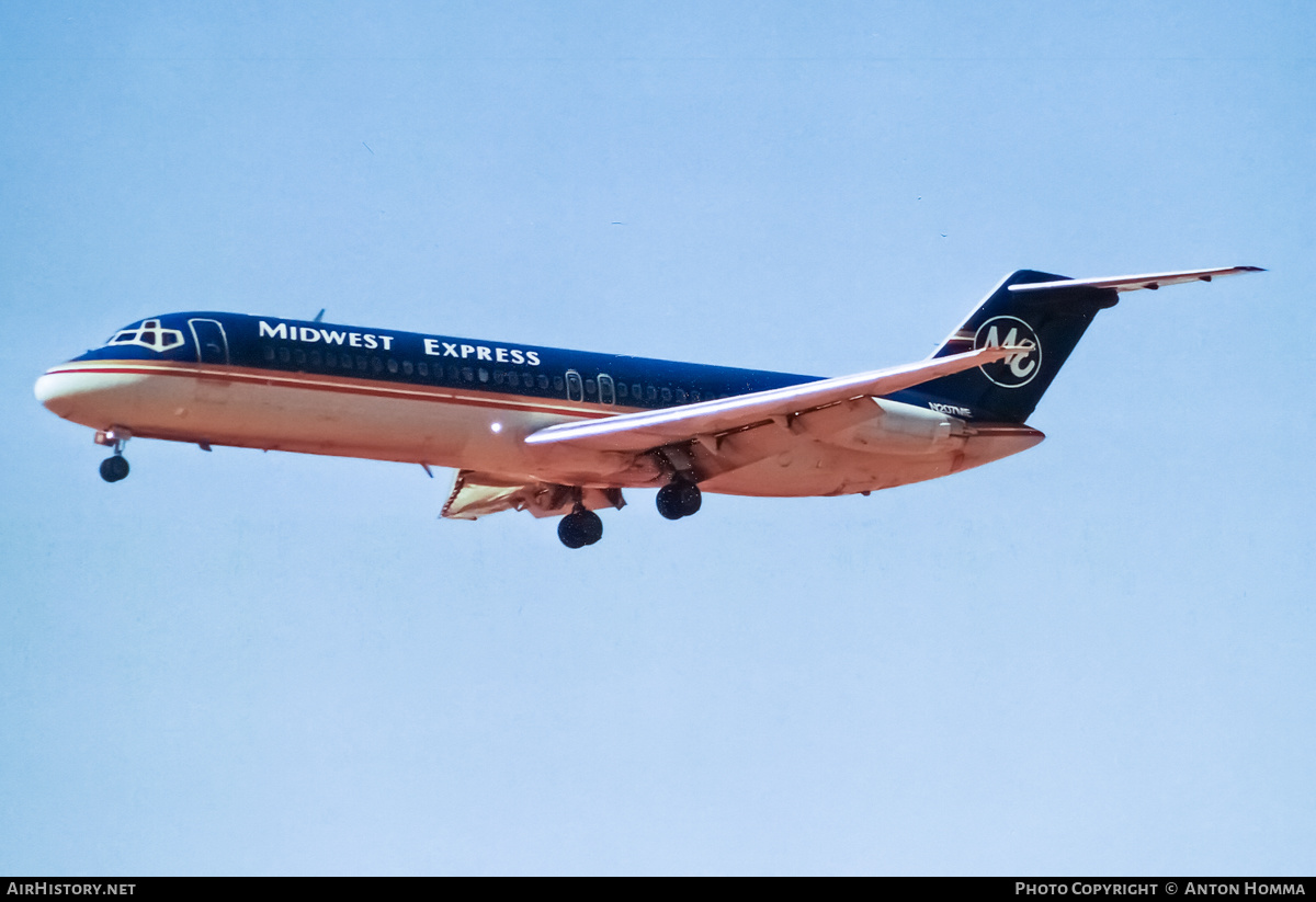 Aircraft Photo of N207ME | McDonnell Douglas DC-9-32 | Midwest Express Airlines | AirHistory.net #207000