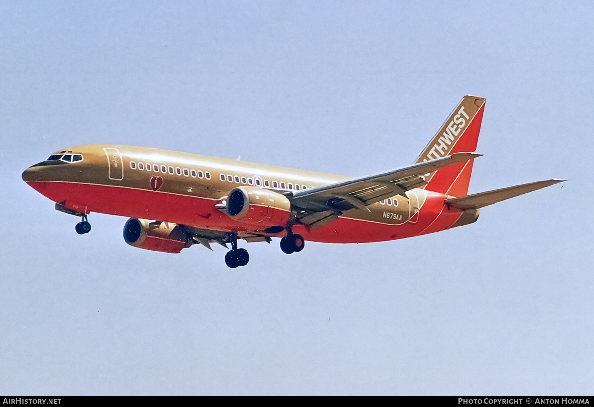 Aircraft Photo of N679AA | Boeing 737-3A4 | Southwest Airlines | AirHistory.net #207025