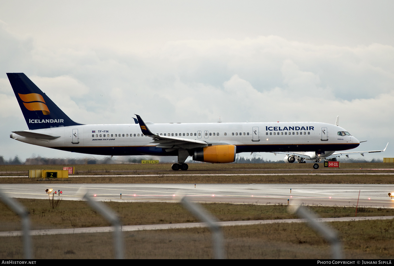 Aircraft Photo of TF-FIN | Boeing 757-208 | Icelandair | AirHistory.net #207038