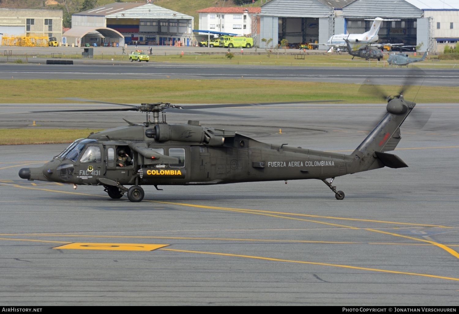Aircraft Photo of FAC4131 | Sikorsky UH-60L Black Hawk (S-70A) | Colombia - Air Force | AirHistory.net #207043