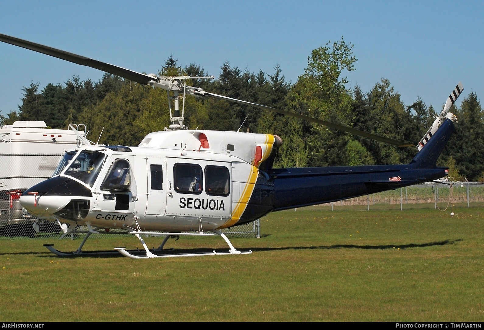 Aircraft Photo of C-GTHK | Bell 212 Twin Two-Twelve | Sequoia Helicopters | AirHistory.net #207164