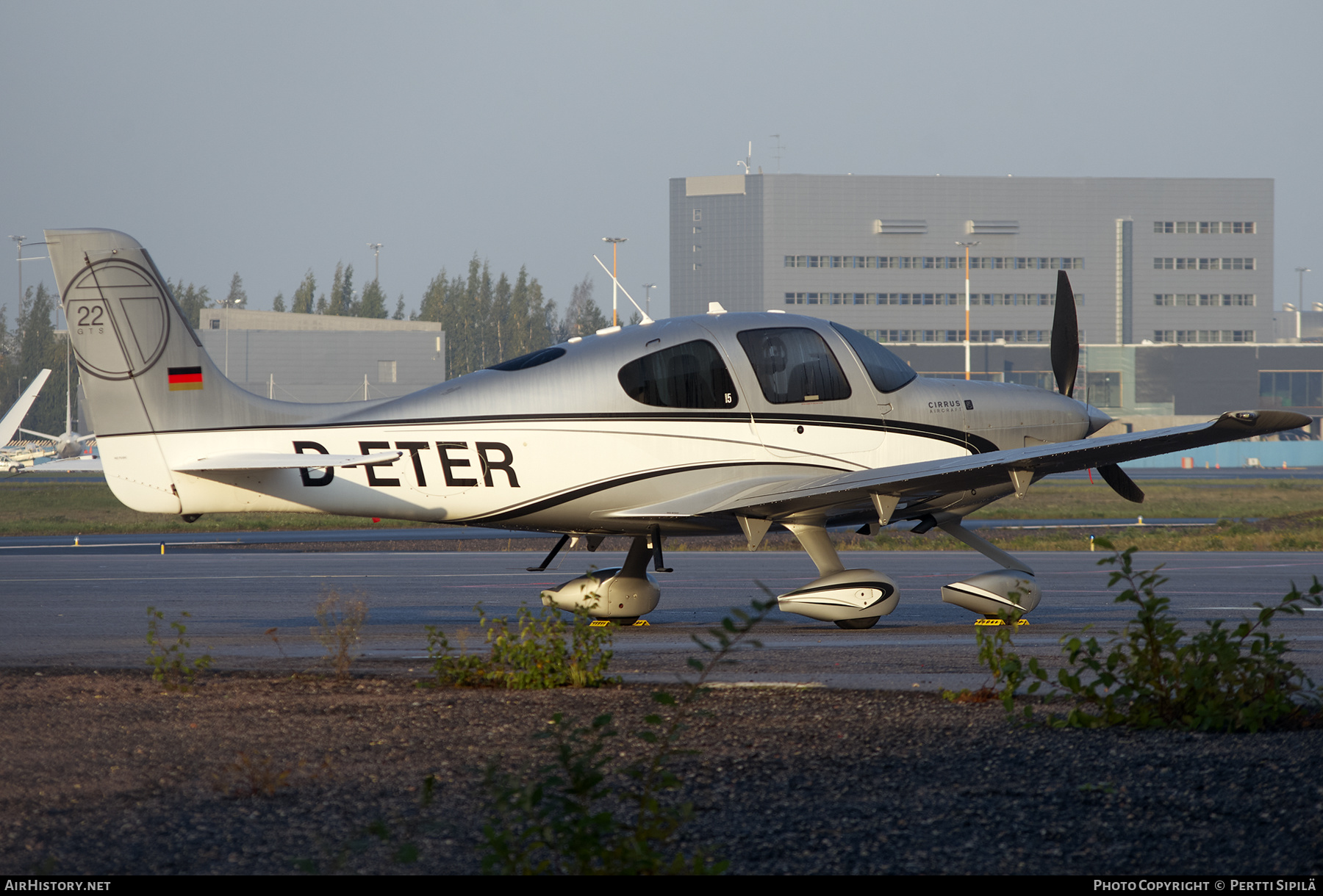 Aircraft Photo of D-ETER | Cirrus SR-22T G5-GTS | AirHistory.net #207241