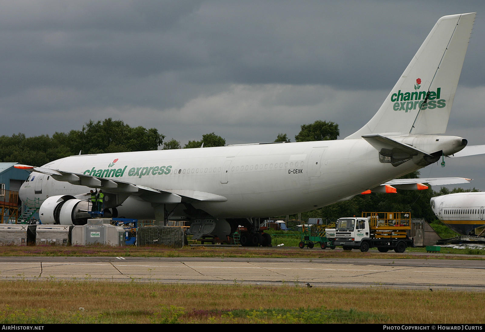 Aircraft Photo of G-CEXK | Airbus A300B4-103(F) | Channel Express | AirHistory.net #207269