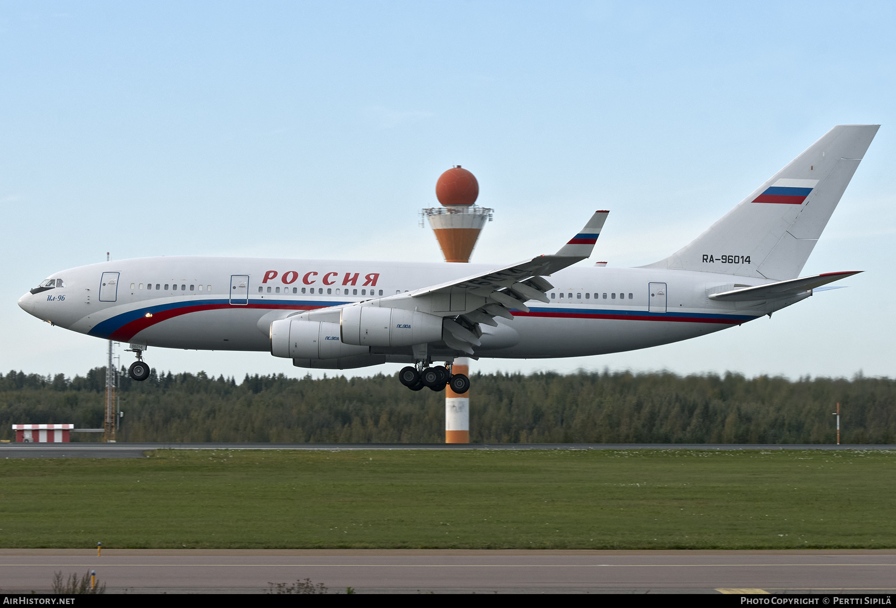 Aircraft Photo of RA-96014 | Ilyushin Il-96-300 | Rossiya - Special Flight Detachment | AirHistory.net #207301