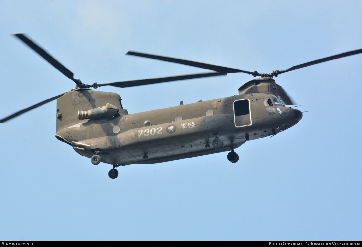 Aircraft Photo of 7302 | Boeing CH-47SD Chinook (414) | Taiwan - Army | AirHistory.net #207479