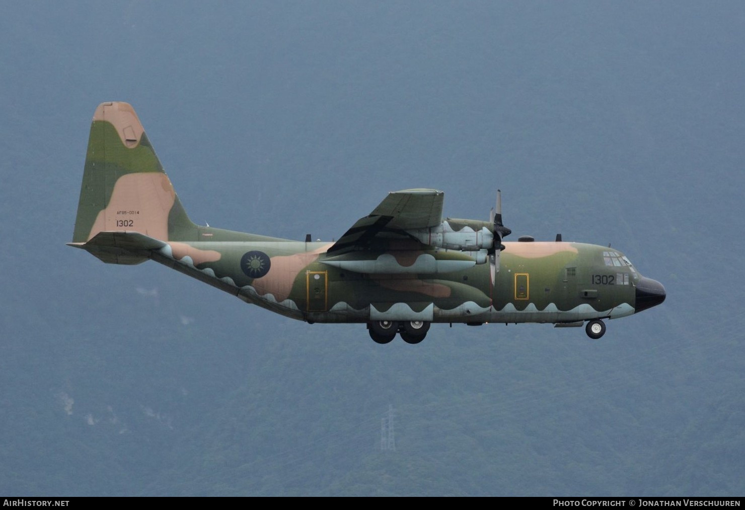 Aircraft Photo of 1302 | Lockheed C-130H Hercules | Taiwan - Air Force | AirHistory.net #207533