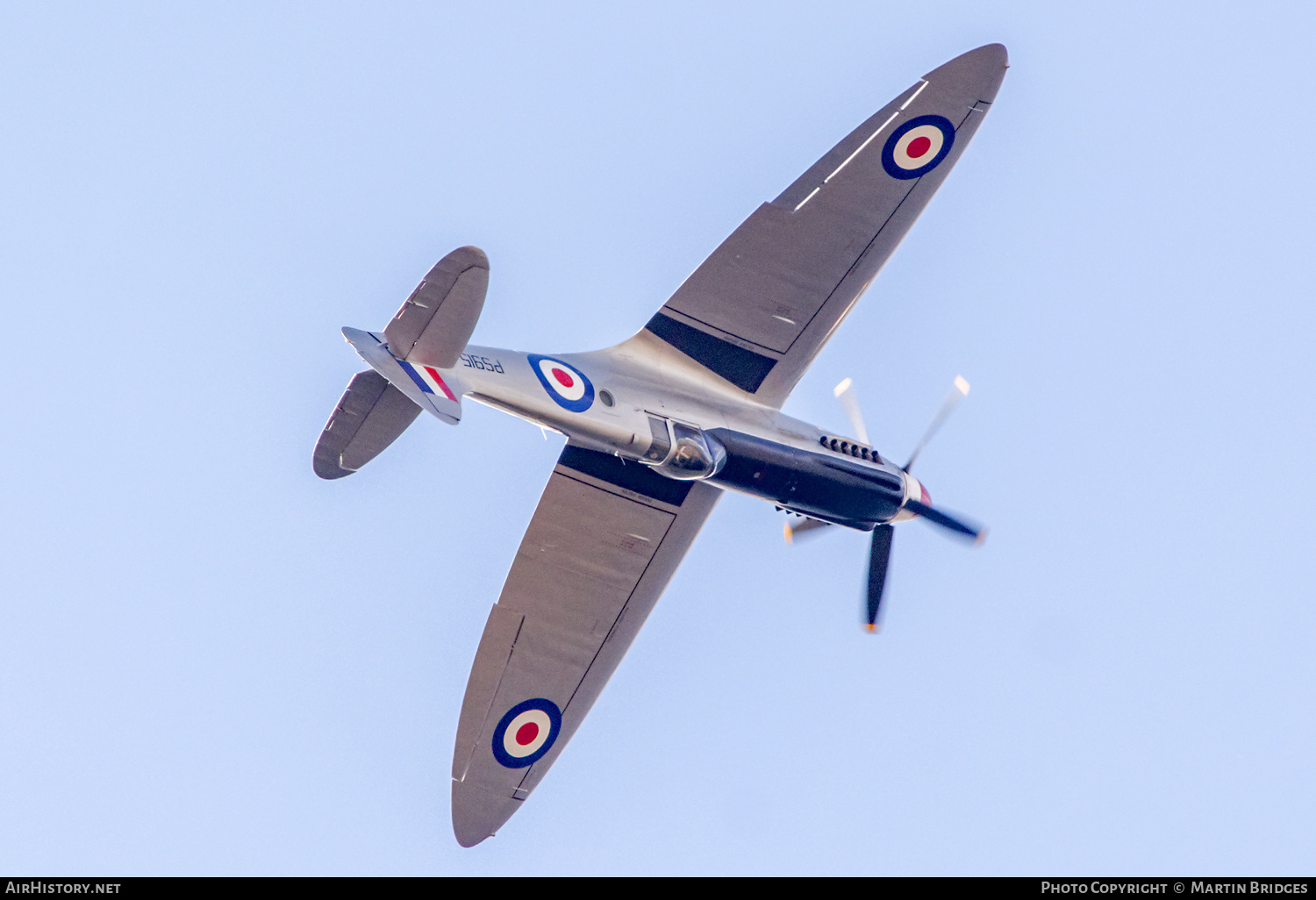 Aircraft Photo of PS915 | Supermarine 389 Spitfire PR19 | UK - Air Force | AirHistory.net #207543