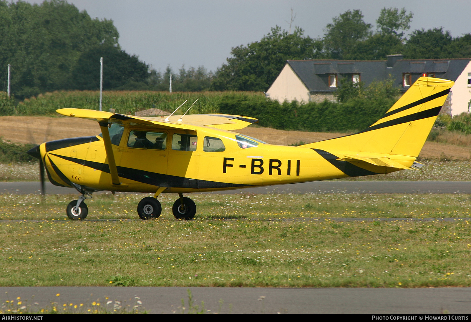 Aircraft Photo of F-BRII | Cessna U206D Skywagon 206 | AirHistory.net #207565