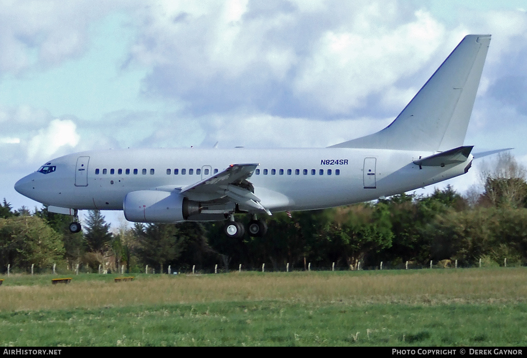 Aircraft Photo of N824SR | Boeing 737-66N | AirHistory.net #207579