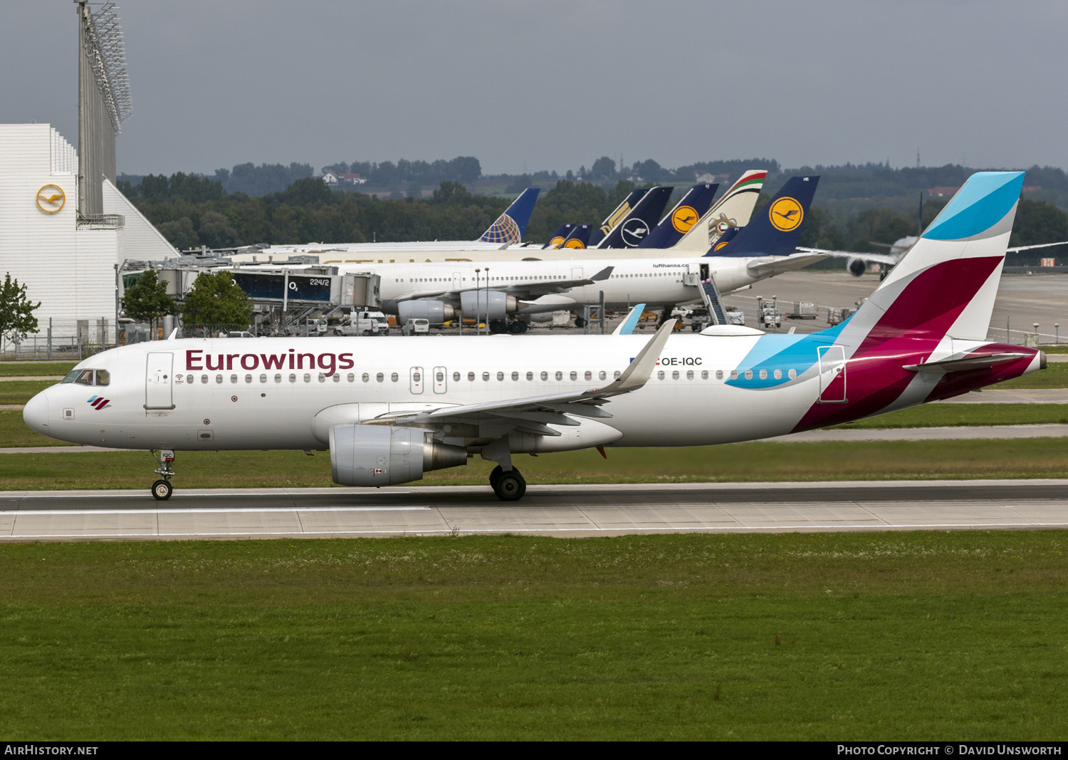 Aircraft Photo of OE-IQC | Airbus A320-214 | Eurowings | AirHistory.net #207584