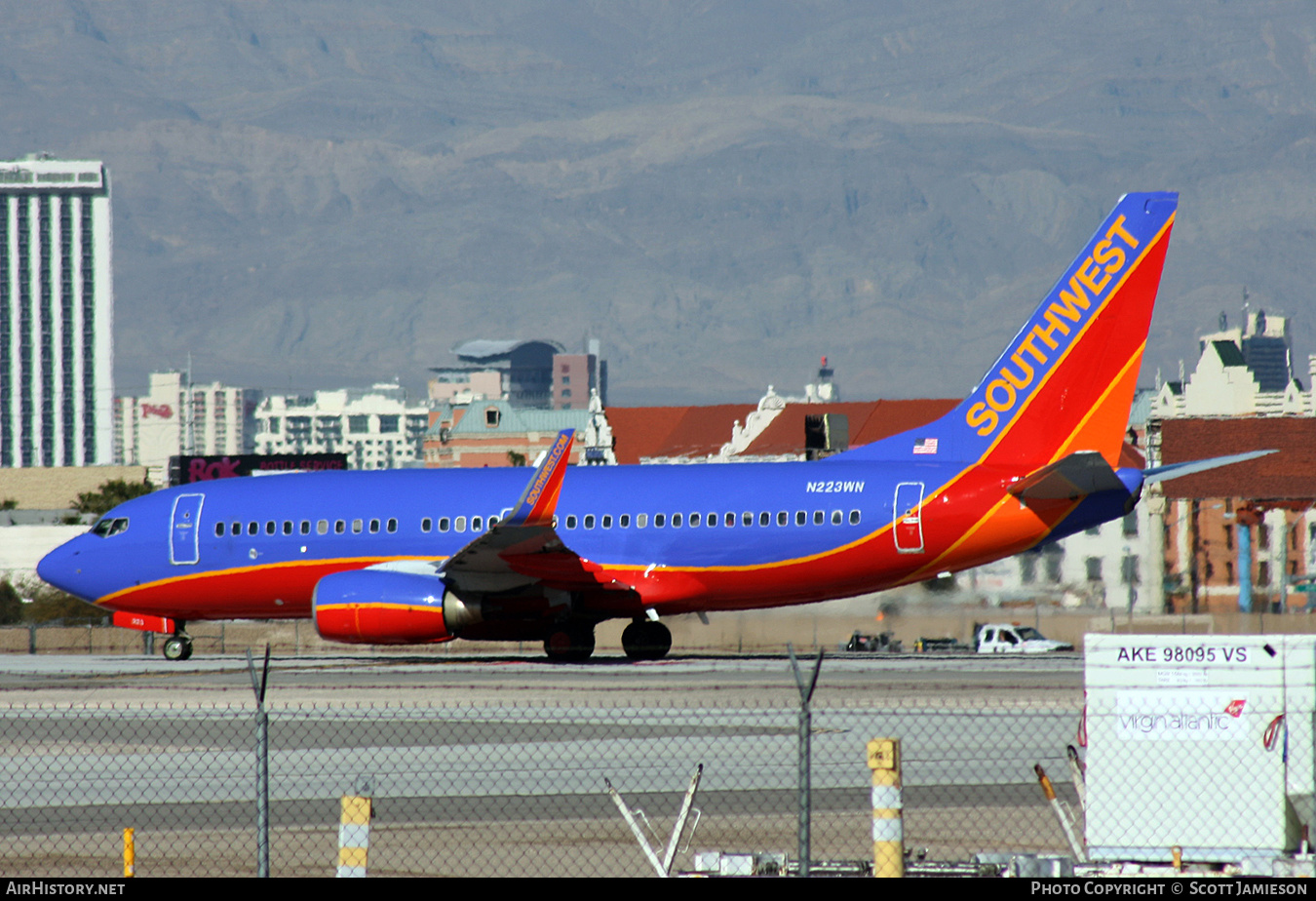 Aircraft Photo of N223WN | Boeing 737-7H4 | Southwest Airlines | AirHistory.net #207661