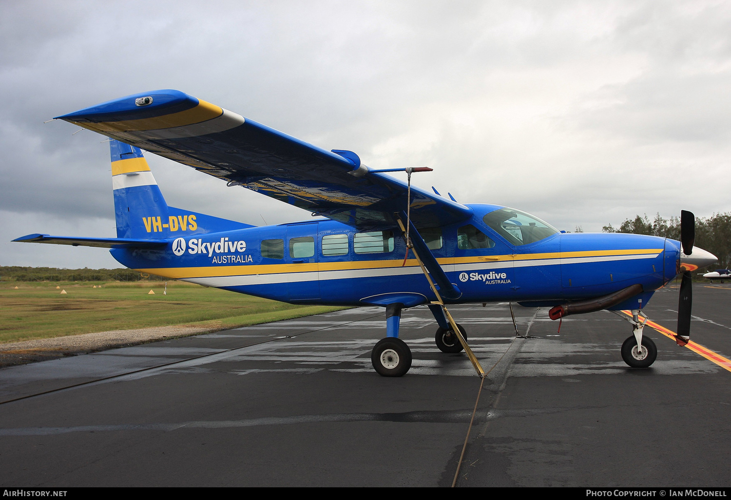 Aircraft Photo of VH-DVS | Cessna 208 Caravan I | Skydive Australia | AirHistory.net #207746