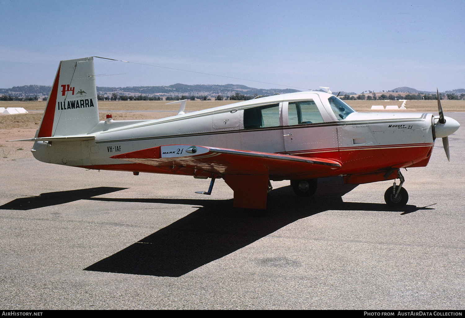Aircraft Photo of VH-IAF | Mooney M-20C Mark 21 | Illawarra Flying School | AirHistory.net #207750