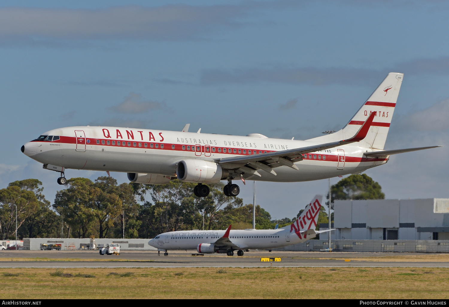 Aircraft Photo of VH-VXQ | Boeing 737-838 | Qantas | AirHistory.net #207792