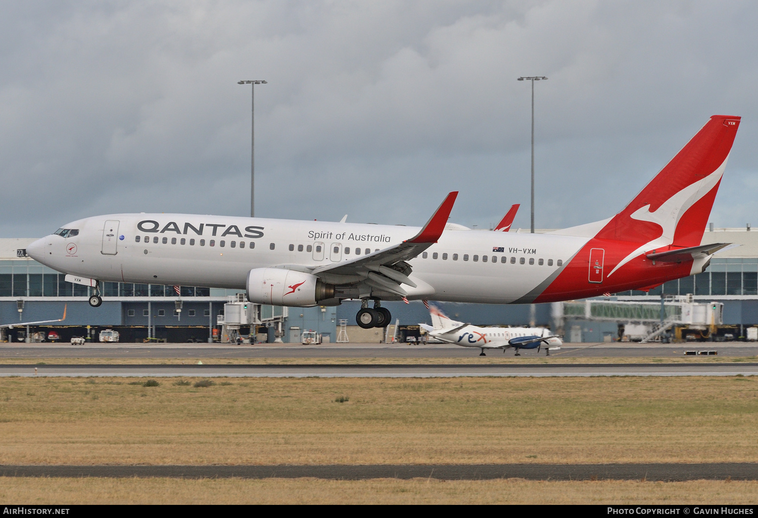 Aircraft Photo of VH-VXM | Boeing 737-838 | Qantas | AirHistory.net #207842