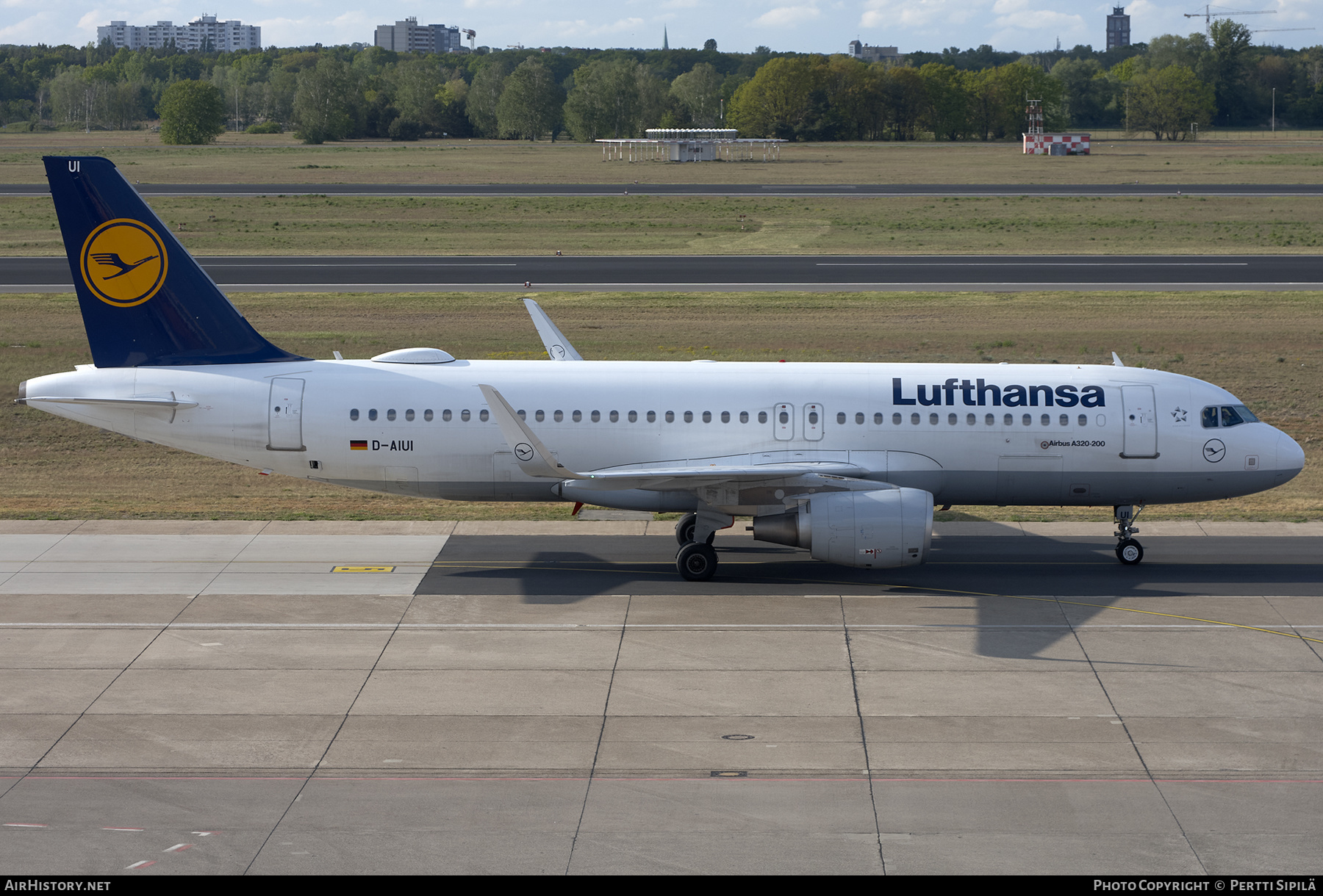 Aircraft Photo of D-AIUI | Airbus A320-214 | Lufthansa | AirHistory.net #207895