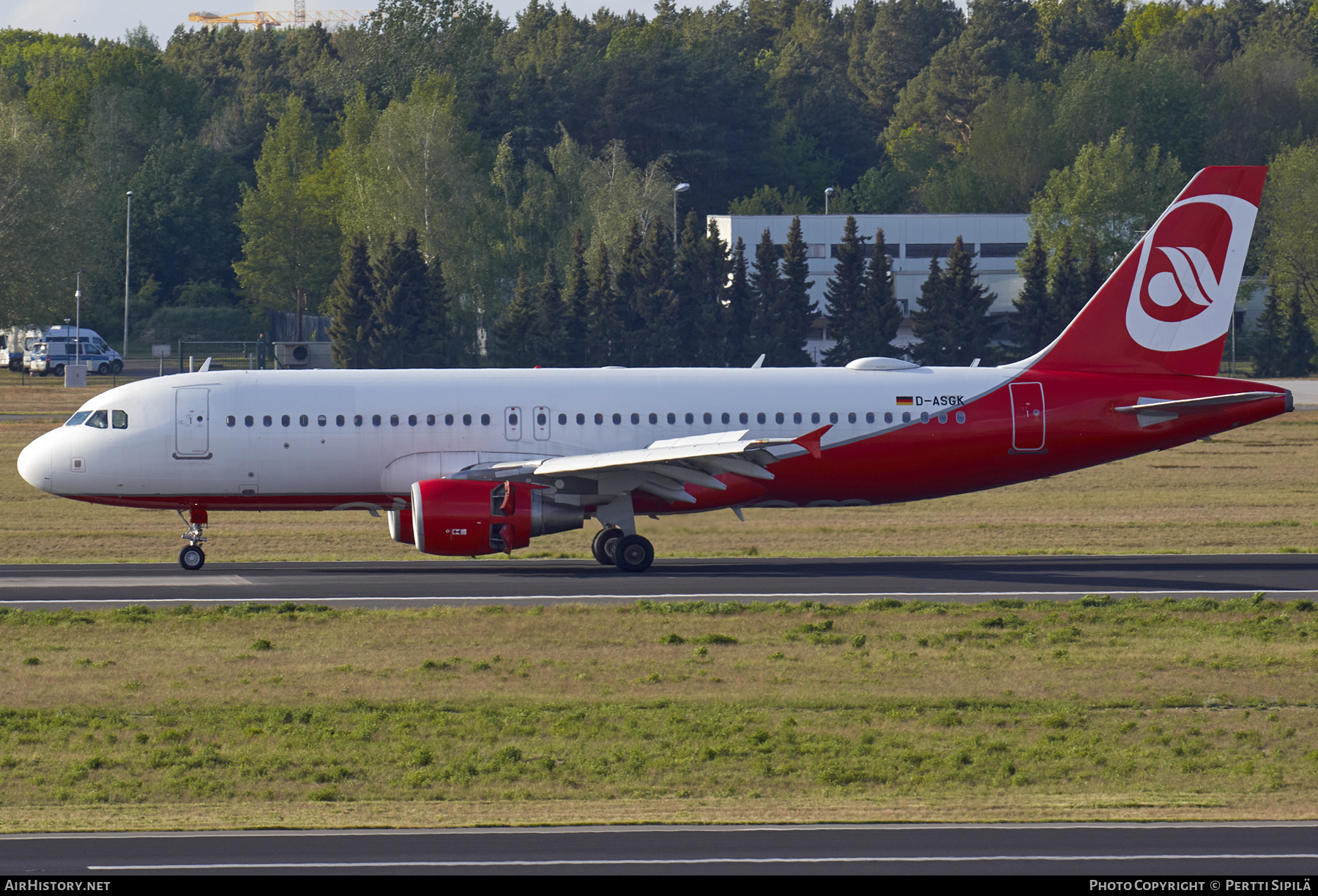 Aircraft Photo of D-ASGK | Airbus A320-214 | AirHistory.net #207915