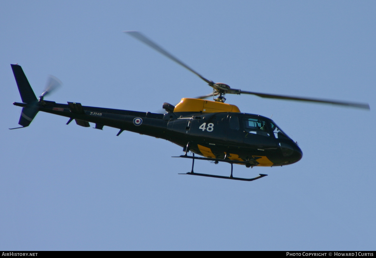Aircraft Photo of ZJ248 | Eurocopter AS-350BB Squirrel HT2 | UK - Army | AirHistory.net #207960