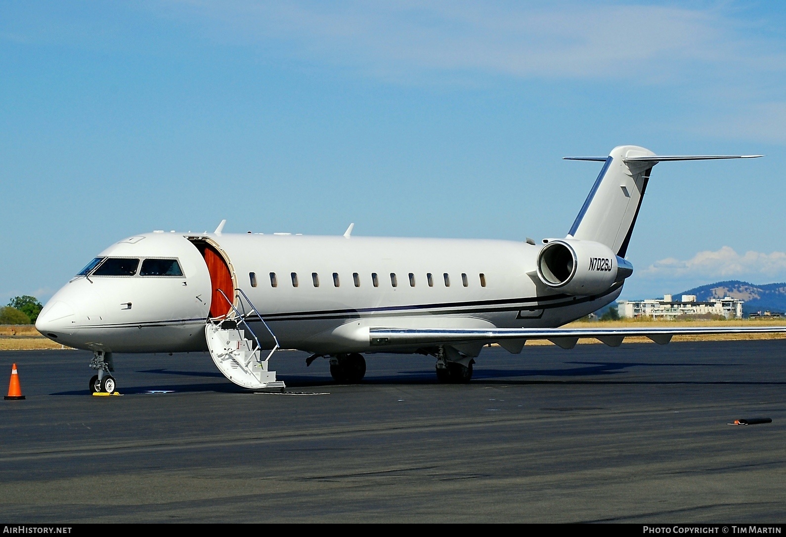 Aircraft Photo of N702SJ | Bombardier CRJ-200ER (CL-600-2B19) | AirHistory.net #208023
