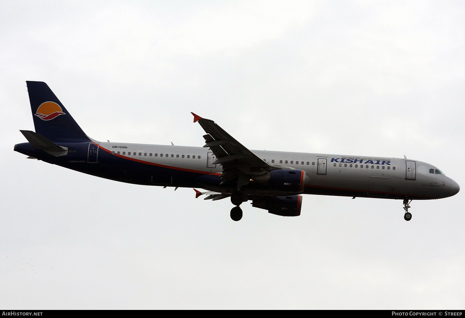 Aircraft Photo of UR-CPH | Airbus A321-211 | Kish Air | AirHistory.net #208127