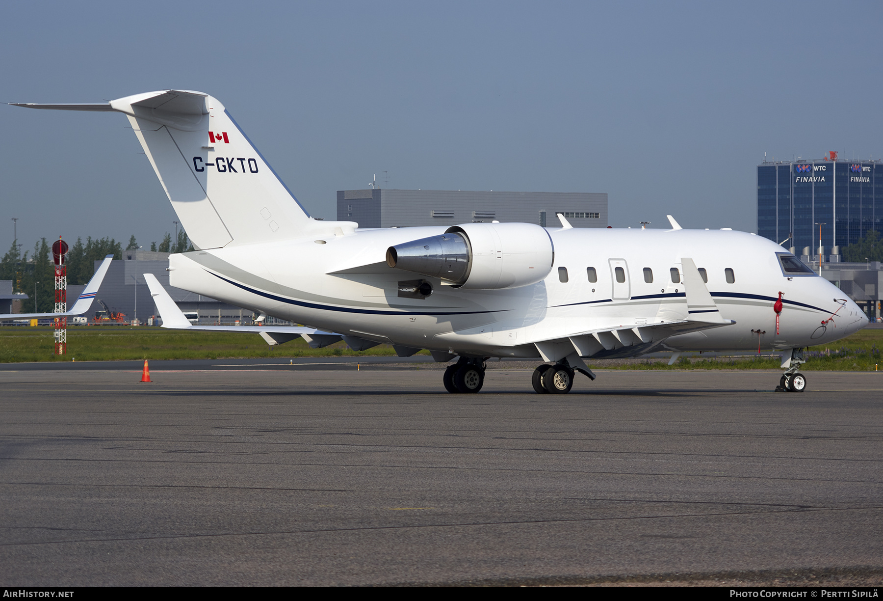 Aircraft Photo of C-GKTO | Bombardier Challenger 604 (CL-600-2B16) | AirHistory.net #208215