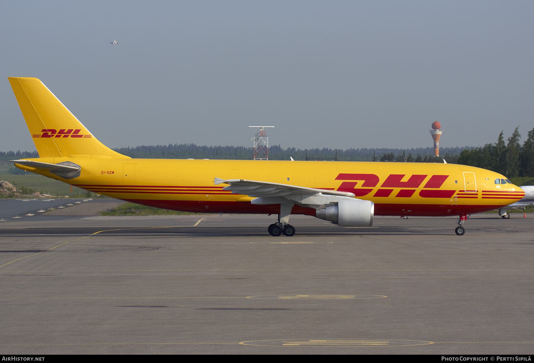 Aircraft Photo of EI-OZM | Airbus A300B4-622R(F) | DHL International | AirHistory.net #208223