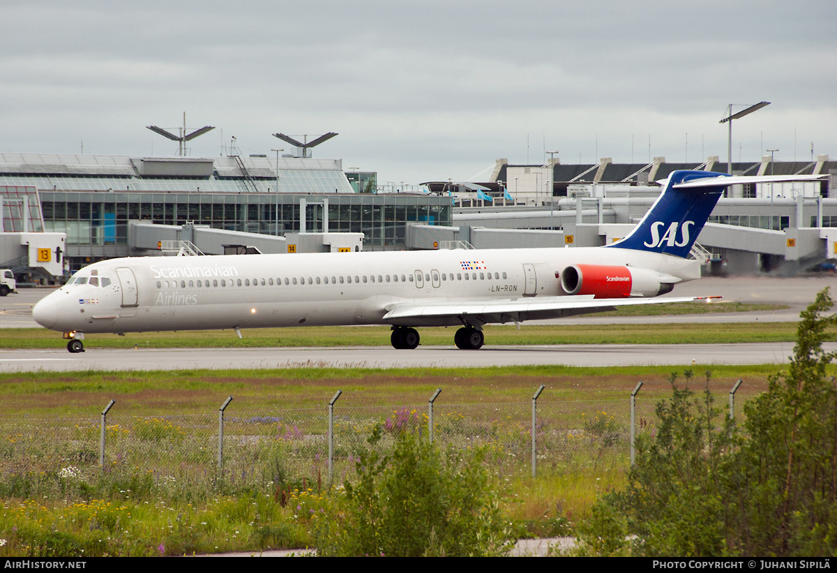 Aircraft Photo of LN-RON | McDonnell Douglas MD-82 (DC-9-82) | Scandinavian Airlines - SAS | AirHistory.net #208241