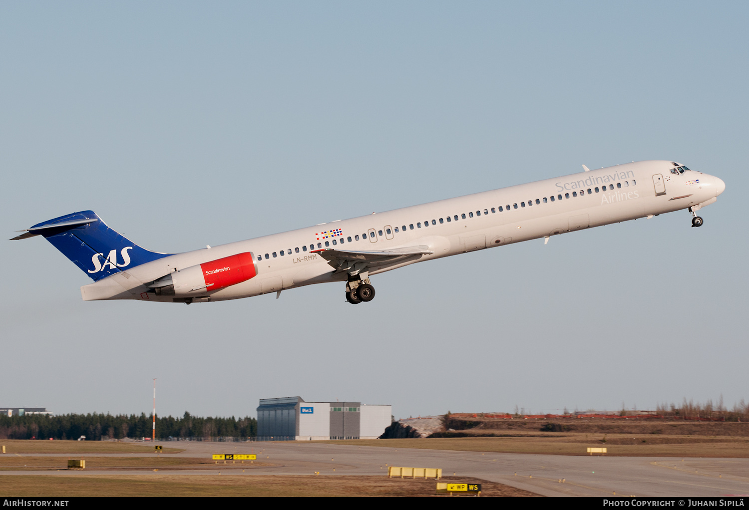 Aircraft Photo of LN-RMM | McDonnell Douglas MD-82 (DC-9-82) | Scandinavian Airlines - SAS | AirHistory.net #208290