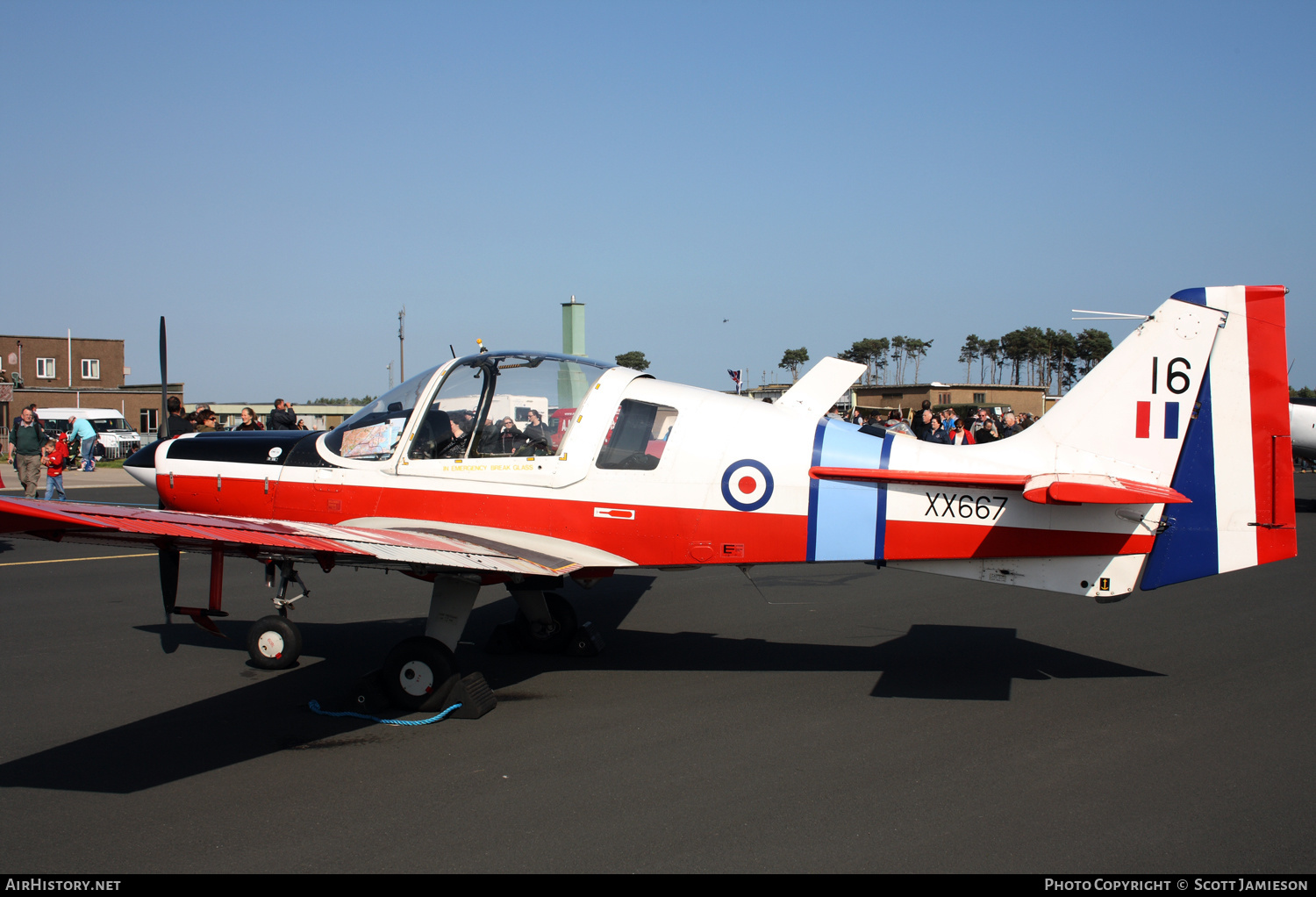 Aircraft Photo of G-BZFN / XX667 | Scottish Aviation Bulldog 120/121 | UK - Air Force | AirHistory.net #208371