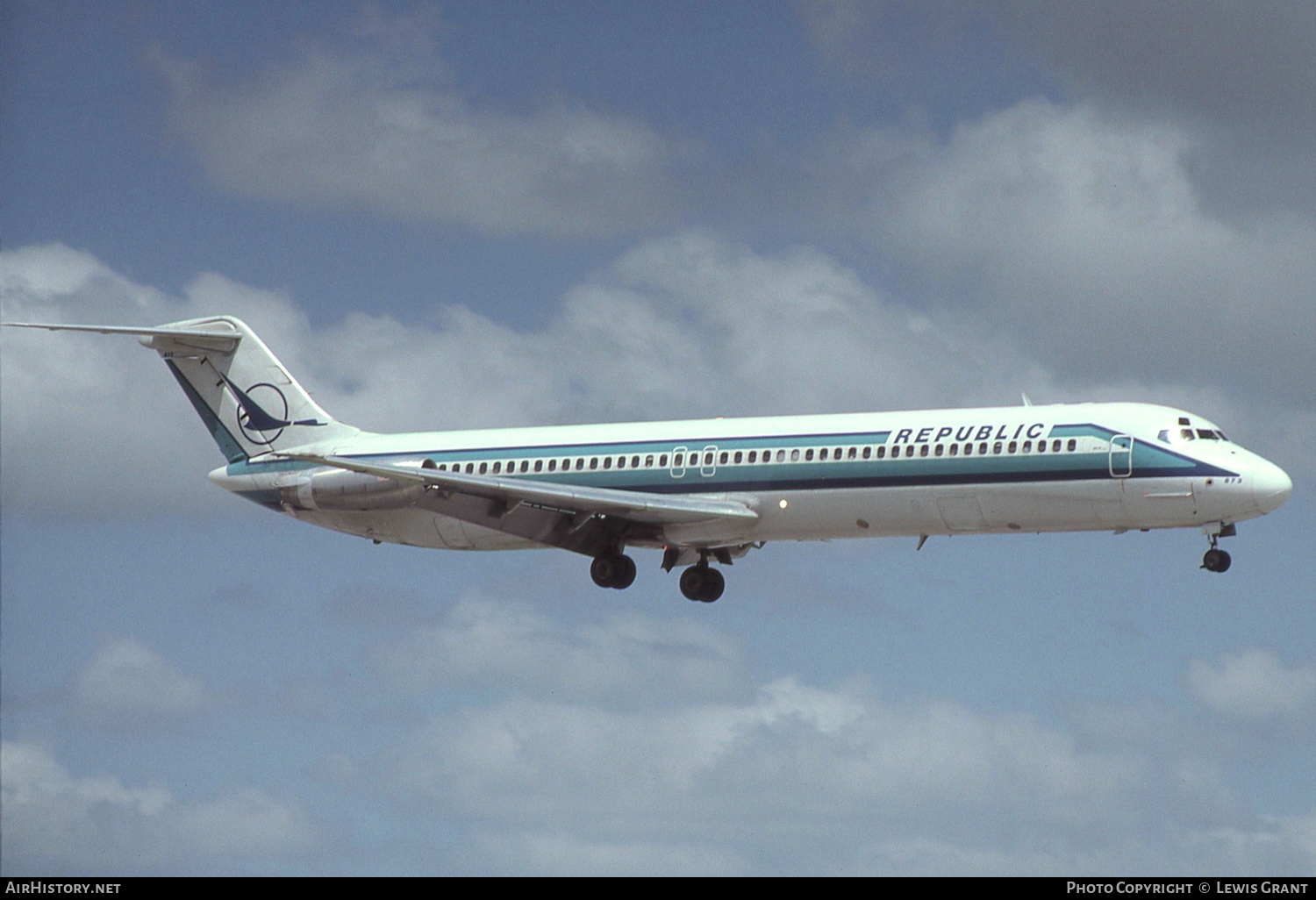 Aircraft Photo of N782NC | McDonnell Douglas DC-9-51 | Republic Airlines | AirHistory.net #208382